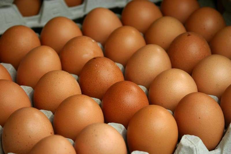 Eggs costing Rs 7 sold at 15