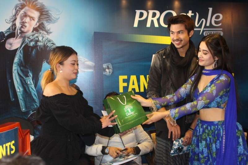 Actress Aditi Budhathoki (R) hands over invitation of the premier show of Kri to one of the winners of a contest run by PROstyle on its official Facebook page. PROstyle, a male grooming range of Dabur, has announced its association with the upcoming movie ‘Kri’, which will hit the theatres on Friday, February 9. PhotoL Dabur Nepal