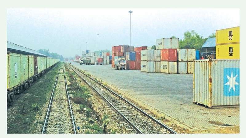 Importers Spending Millions for Electronic Tracking System Despite Lack of Tracking Facility